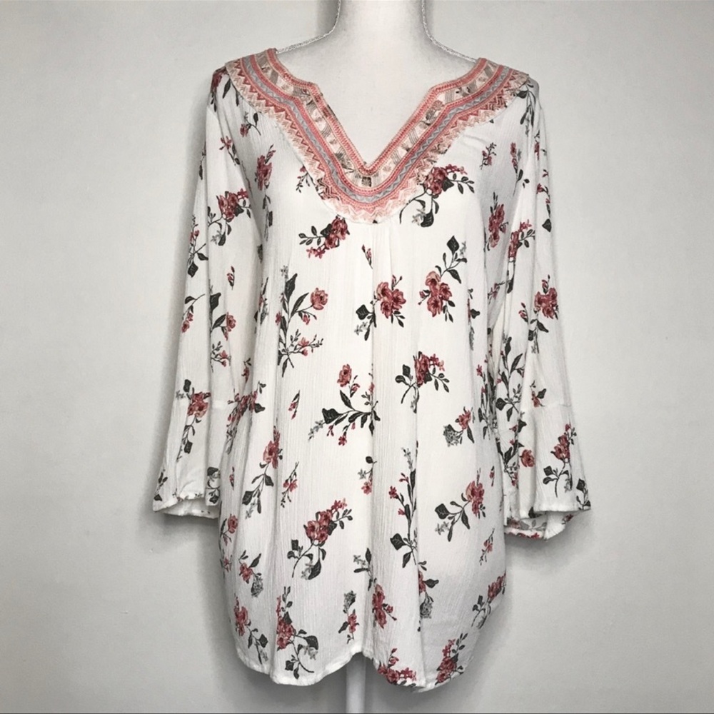 NWT Boho lace tunic top flowy gauze